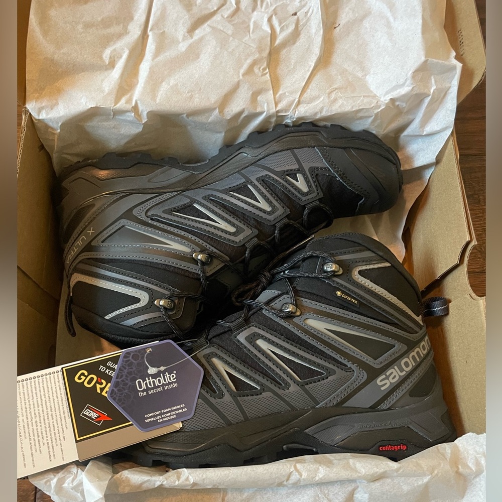 NWT Salomon X Ultra 3 Mid GTX, Size 8, Mens - Black/India Ink/Monument